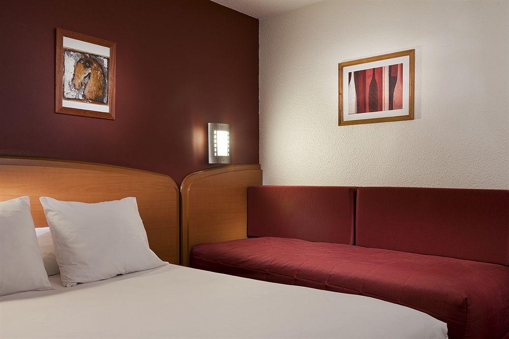 Sky Hotel Goussainville Charles De Gaulle Dış mekan fotoğraf
