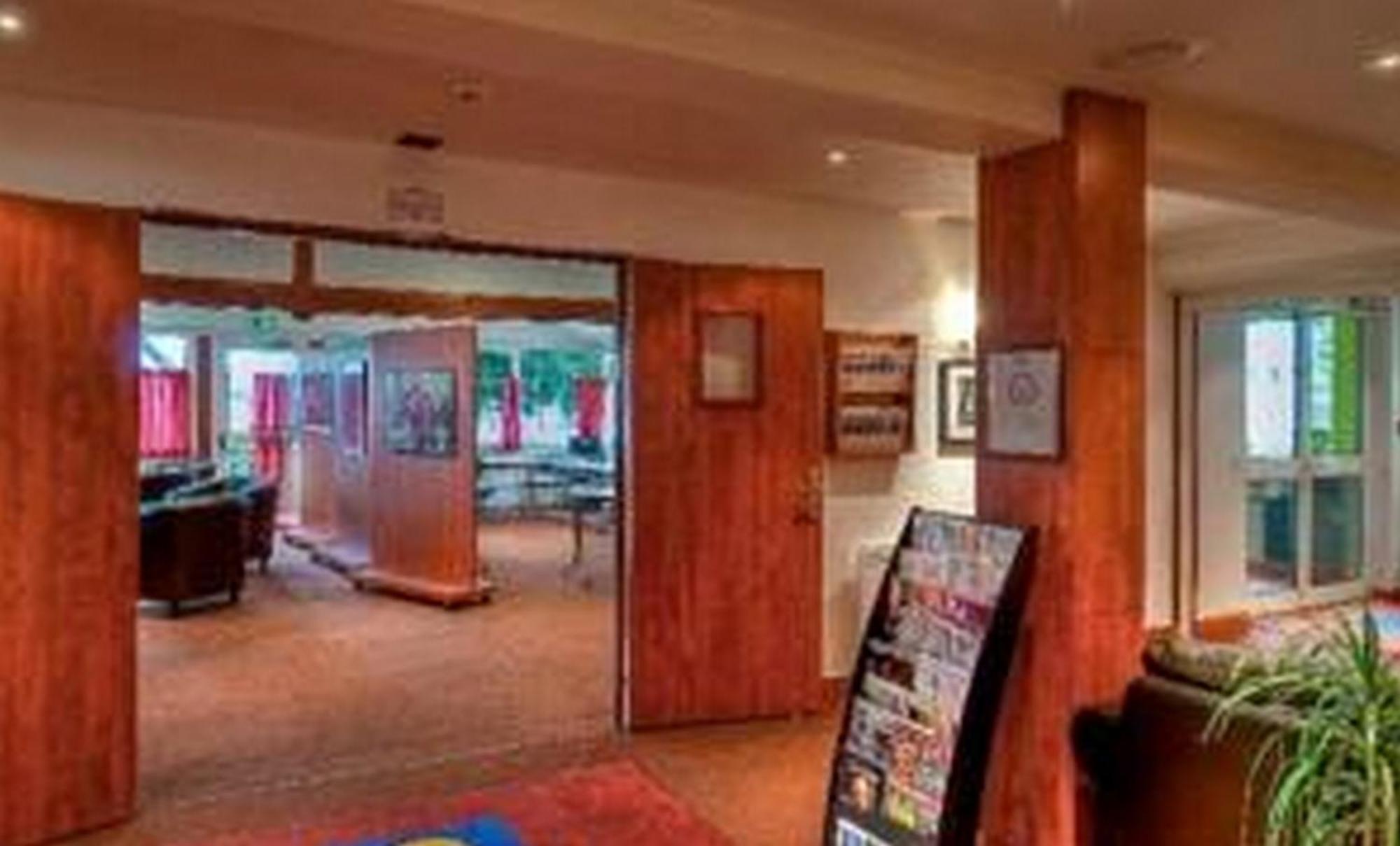 Sky Hotel Goussainville Charles De Gaulle Dış mekan fotoğraf