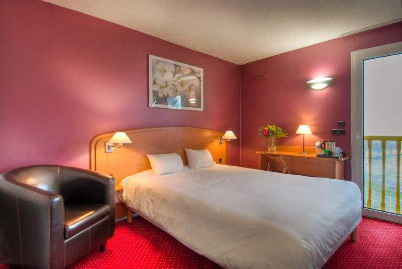 Sky Hotel Goussainville Charles De Gaulle Oda fotoğraf