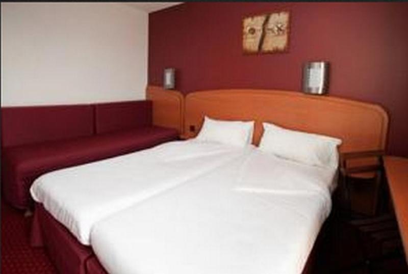 Sky Hotel Goussainville Charles De Gaulle Dış mekan fotoğraf
