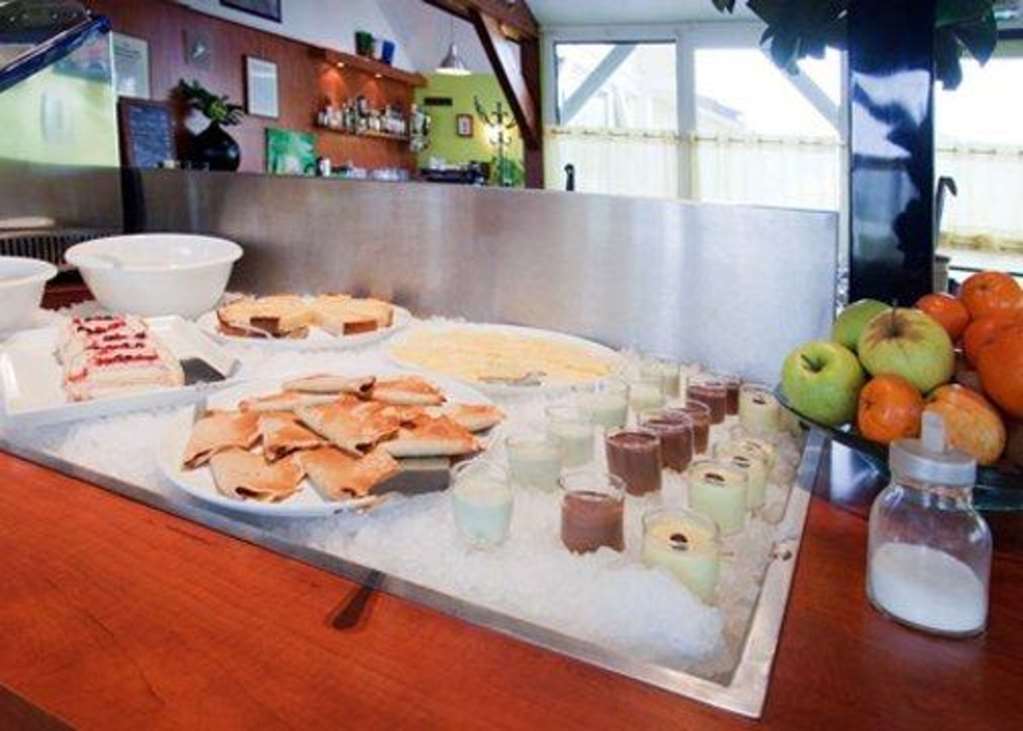 Sky Hotel Goussainville Charles De Gaulle Restoran fotoğraf