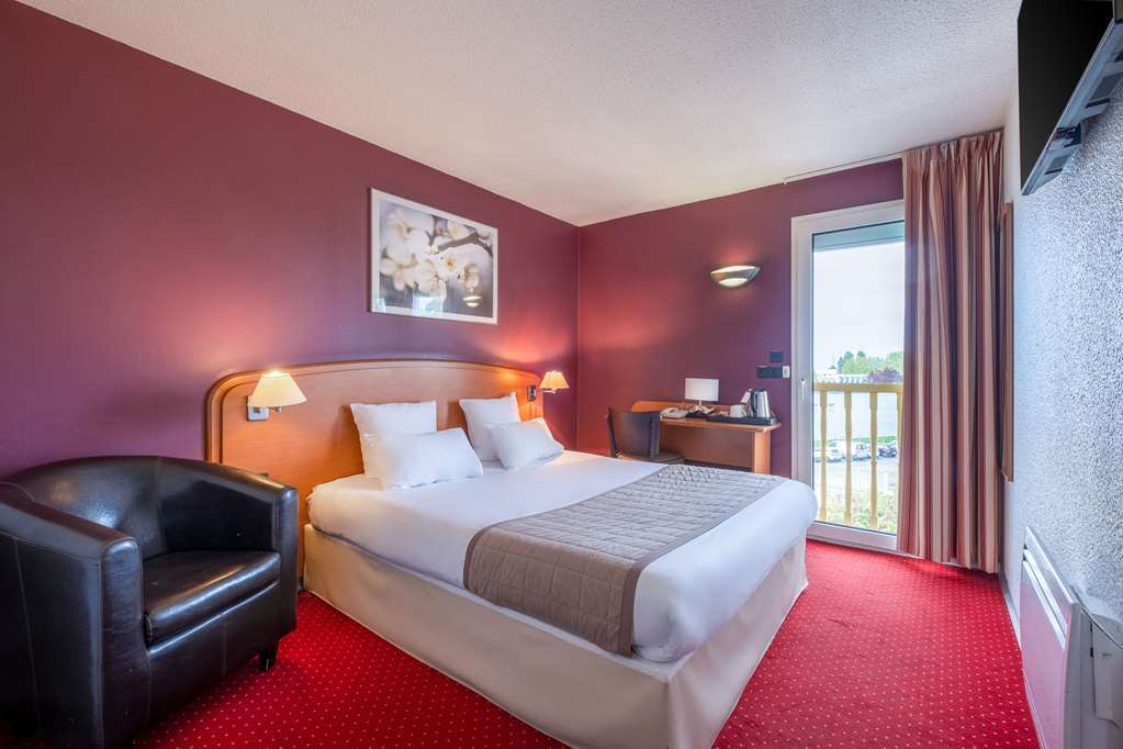 Sky Hotel Goussainville Charles De Gaulle Oda fotoğraf