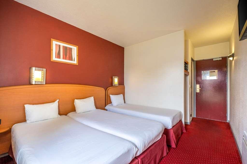 Sky Hotel Goussainville Charles De Gaulle Oda fotoğraf